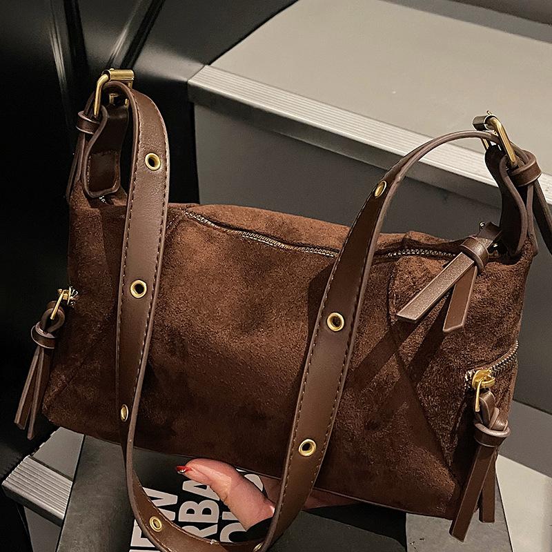 Retro, Simple and Fashionable Underarm Bag, Small Square Bag, High Appearance Level, Large Capacity Single-shoulder Bag