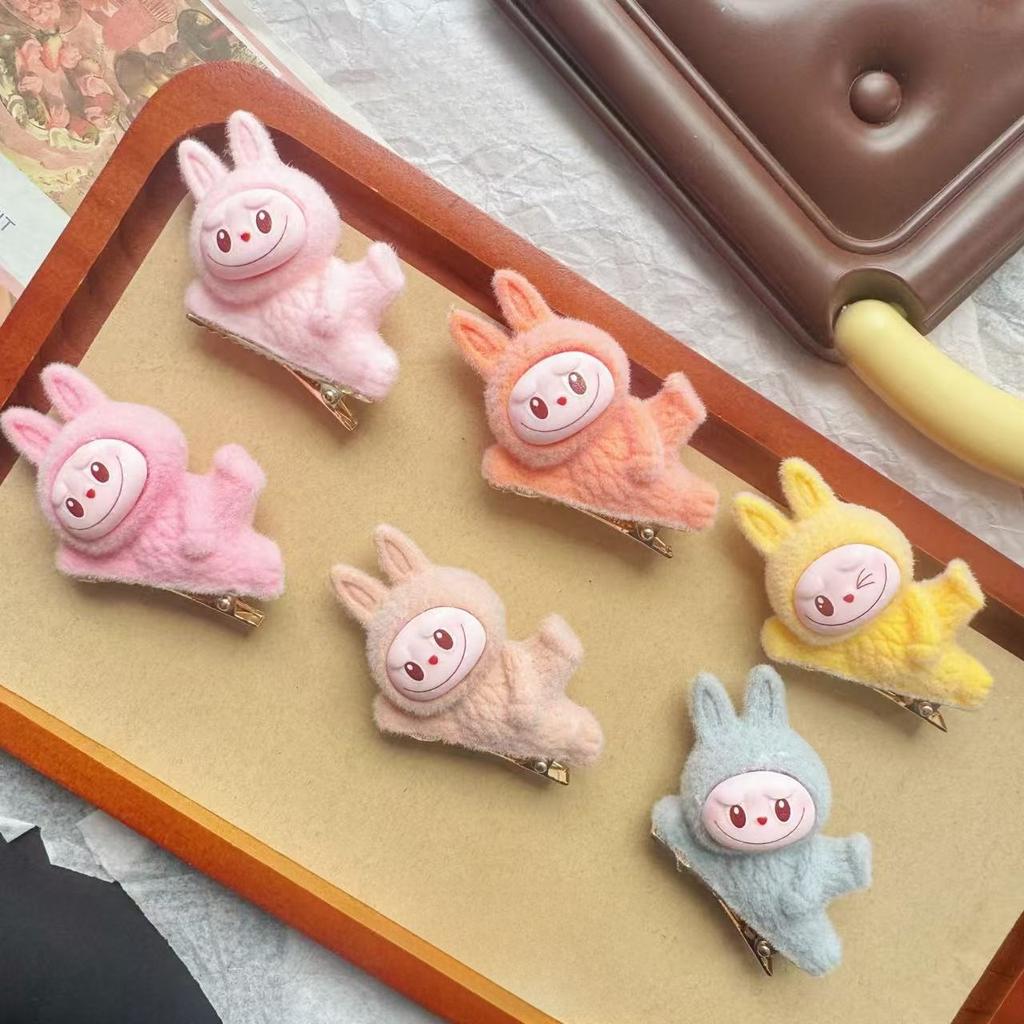 3 stk/6 stk Flokkdukke Kanin Hårspenne Jente Anime Panneluggklemme Hårtilbehør Barnegaver
