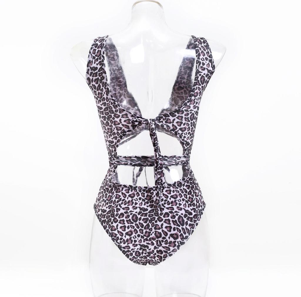 Evropsko-americké sexy bikiny s vysokým pasem s bandáží - Dámské jednodílné plavky ZY051