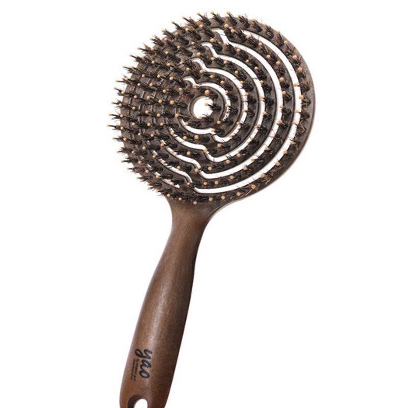 Reverse Wood Circle Boa Brush