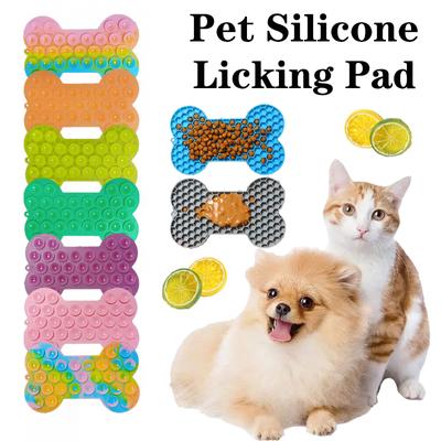 Cani – Distributori di cibo e acqua per gatti