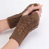 21cmx7.5cm Short Figure 8 Twist Half Fingerless Gloves For Women and Men