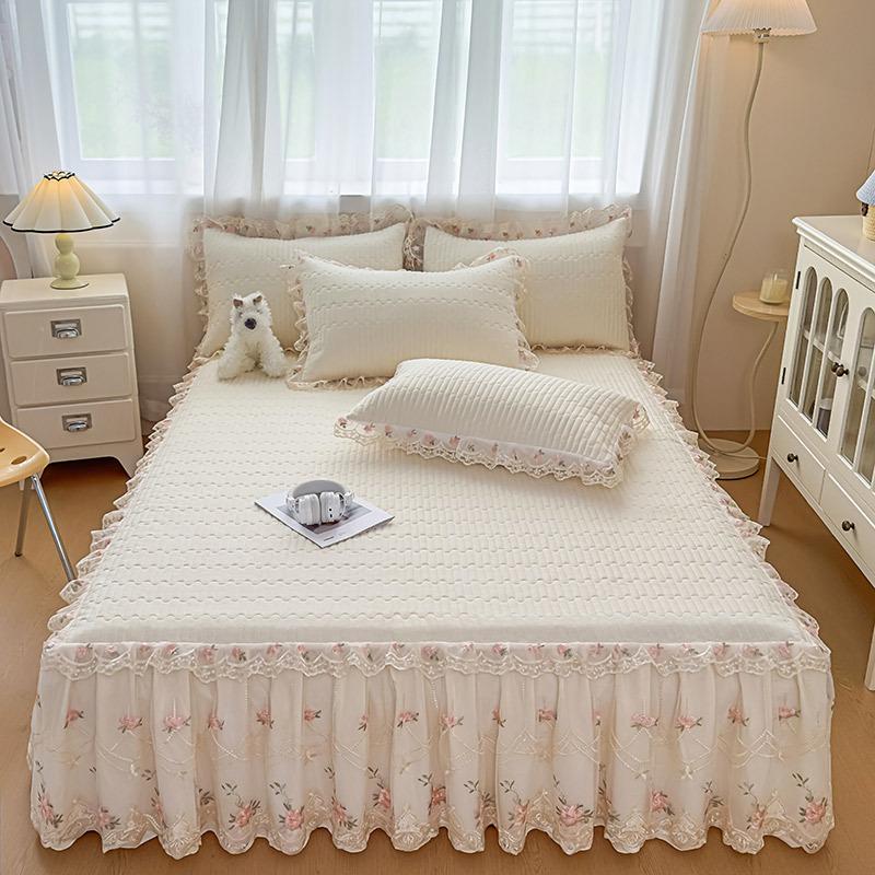 Korean Princess Crinkled Quilted Lace Bed Skirt: Thick Non-slip Mattress Protector