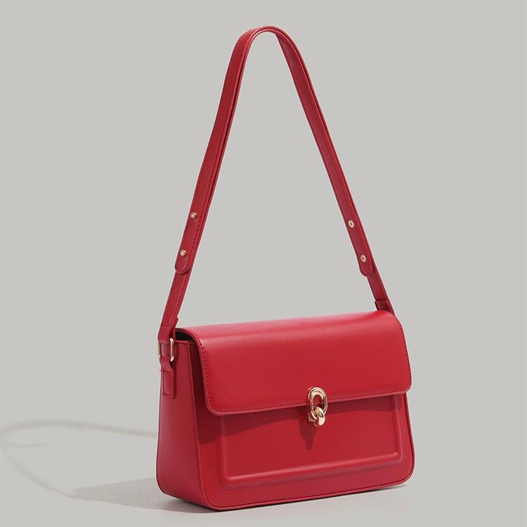 Red Retro High-End Single Shoulder Underarm Bag Small Square Bag for Women 2024 New Niche Fashion Bride Wedding Bag