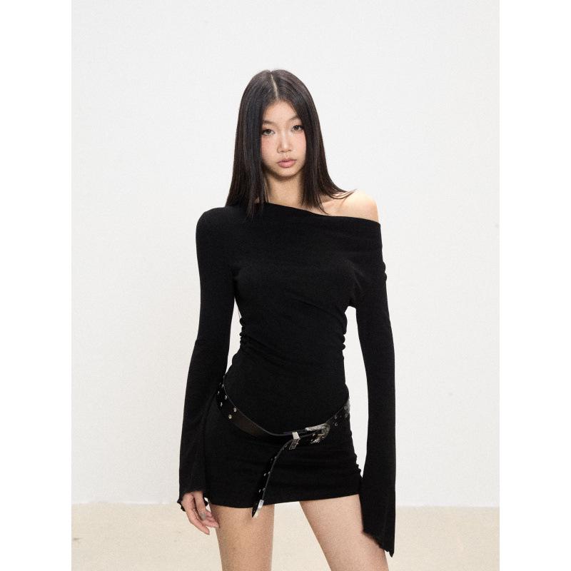 Women s Autumn One-Shoulder Slimming Black Long-Sleeve Base Dress Medium