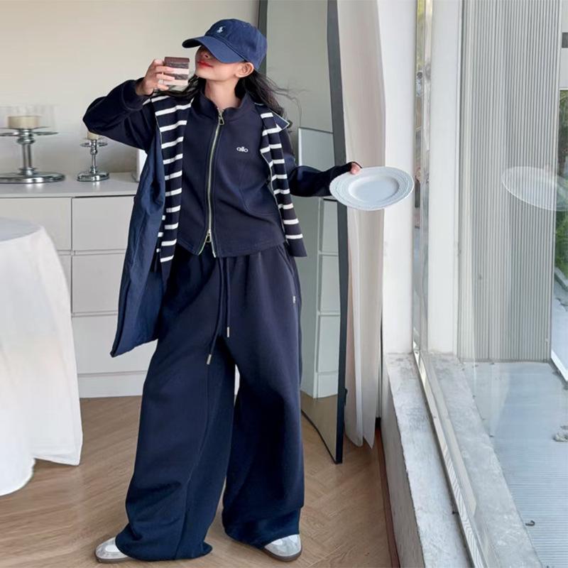 

Трендовый полосатый комплект для девочек: свитшот и спортивные штаны, осень 2025 150cm