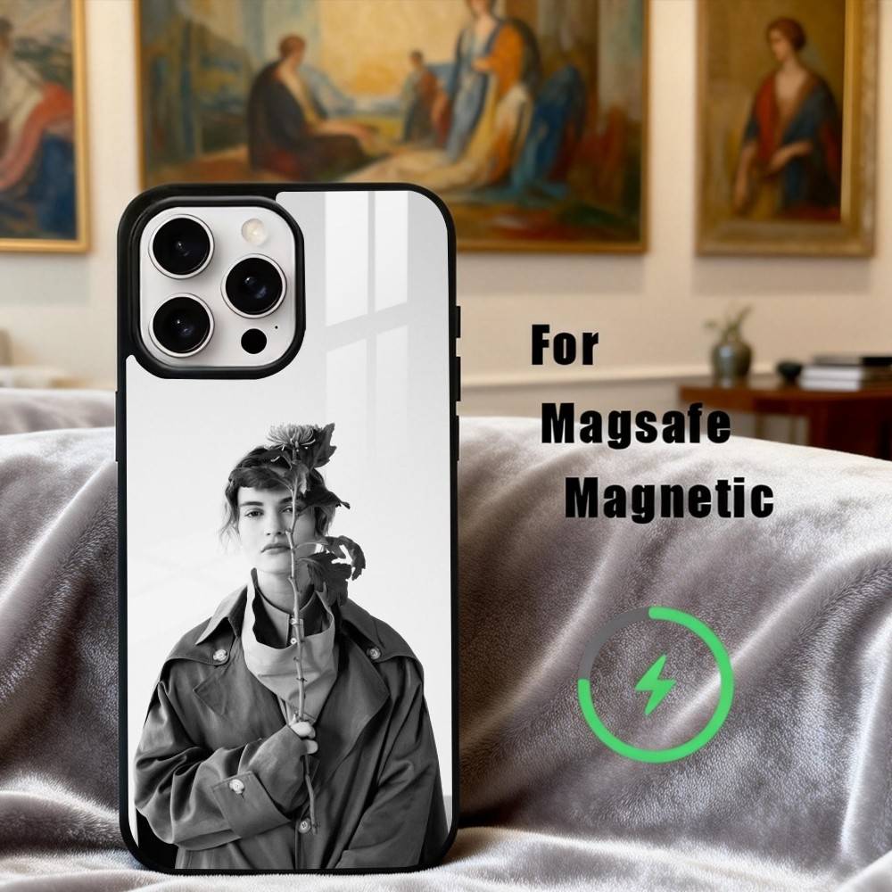 

stunning L-Lily J-James Actress Phone Case For iPhone 17,16,15,14,13,12,Plus,Pro,Max for Magsafe Magnetic Wireless Charging iPhone14PROMAX