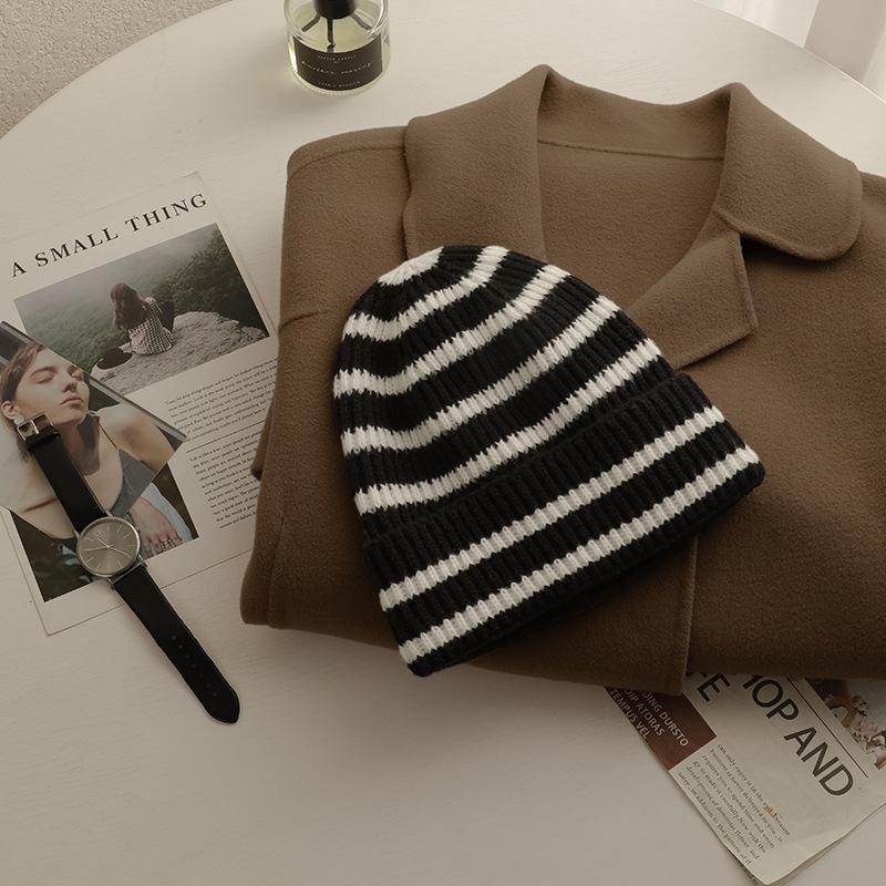 

Hat, Knitted Hat Women s Autumn and Winter Japanese Tide Striped Letters ins Big Head Circumference Warm Student Versatile Wool Cold Hat M（56-58cm）