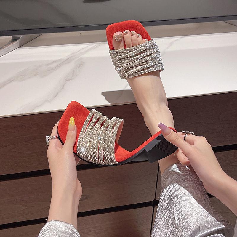 Fashion Shoes Open Toe Low Heel Sexy Women's Slippers and Ladies Sandals Rhenstone Slides New Style Small Size Unique Waterproof Korea