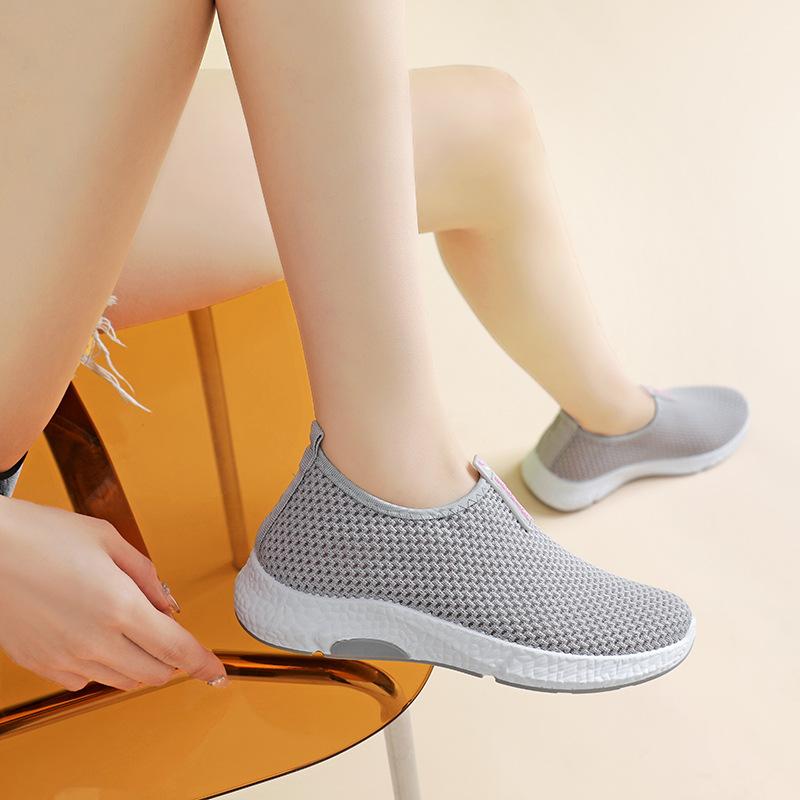 

Новая дышащая, легкая и универсальная повседневная спортивная обувь с вырезами 40 серый