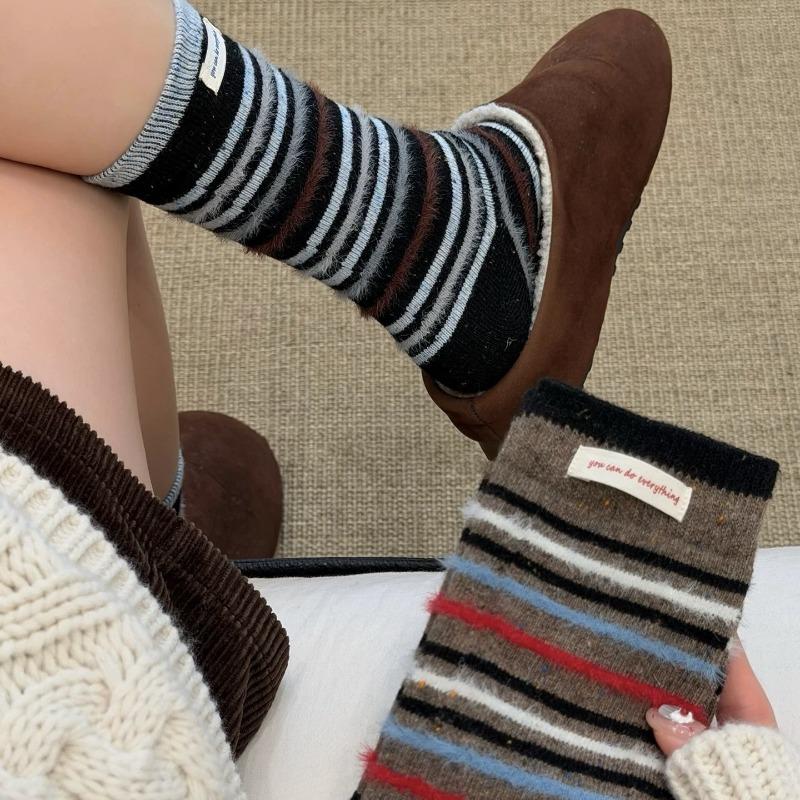 Women's Winter Thick Warm Stripe Matching Color Contrast Wool Mid Tube Socks