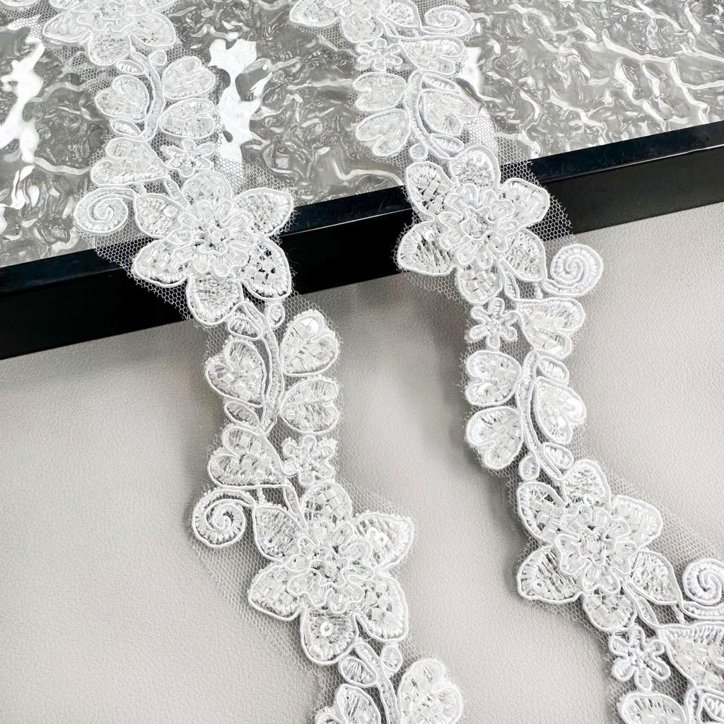 White Mesh Handmade Beads Three-Dimensional Flower Lace Clothing Skirt Dress Wedding Decoration Lace Accessories