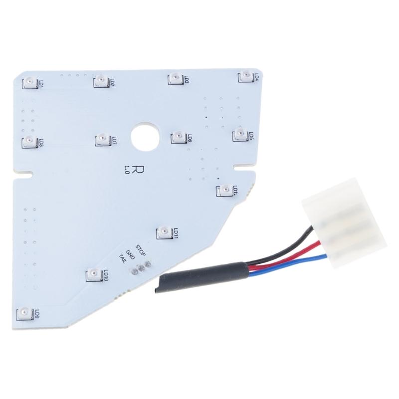 Weatherproof Automotive LED Lamp Module Low Power Consumption B003339B Universal Rear Light Cluster Suitable for Vehicle