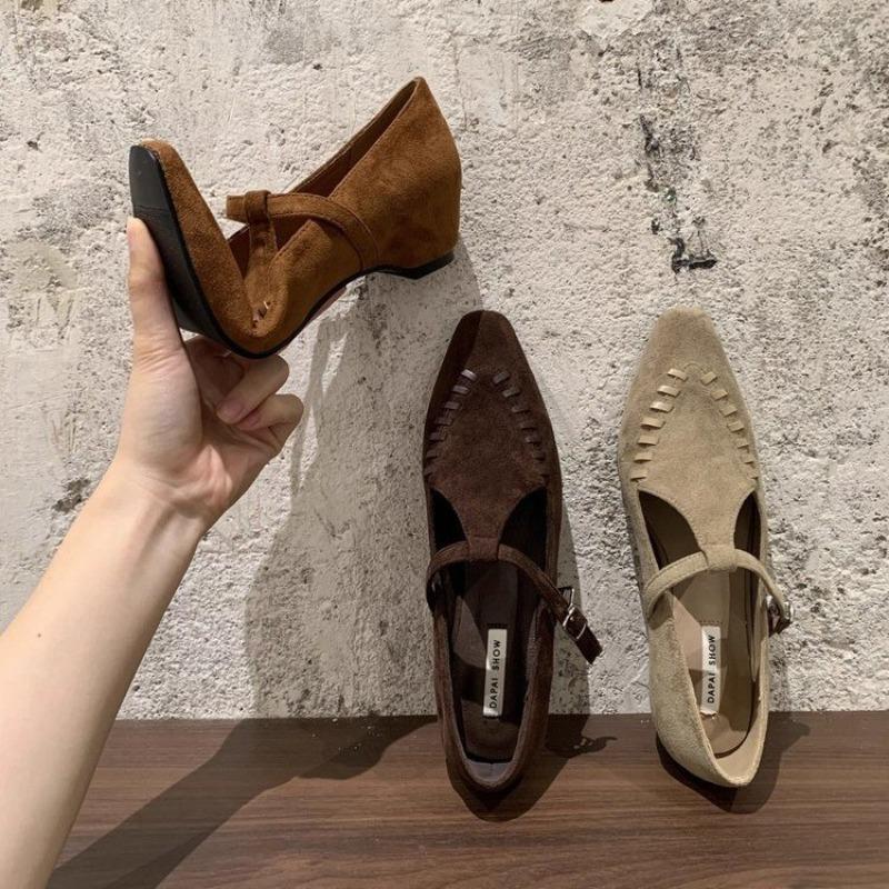 Retro Single Shoes Women's Autumn New Design Sense Mary Jane Shoes with Skirt Flat Commuter Evening Shoes