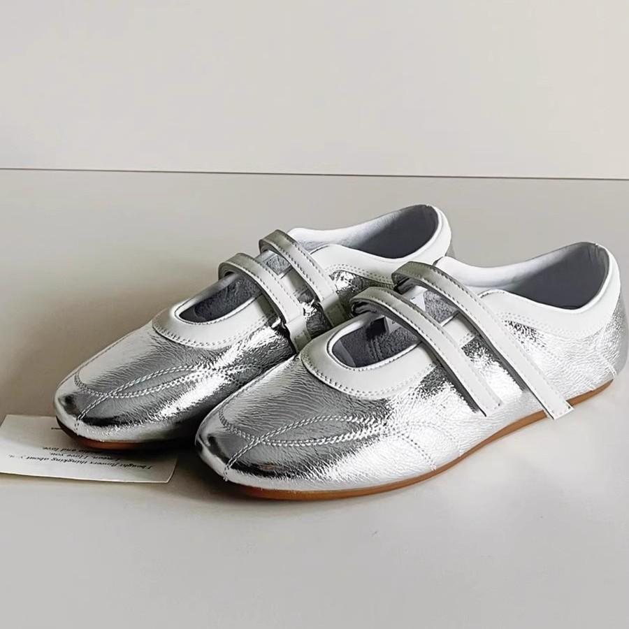 French Round Head Shallow Mouth Versatile Mary Jane Shoes Casual Sports Shoes 2025 New Velcro Ballet Shoes