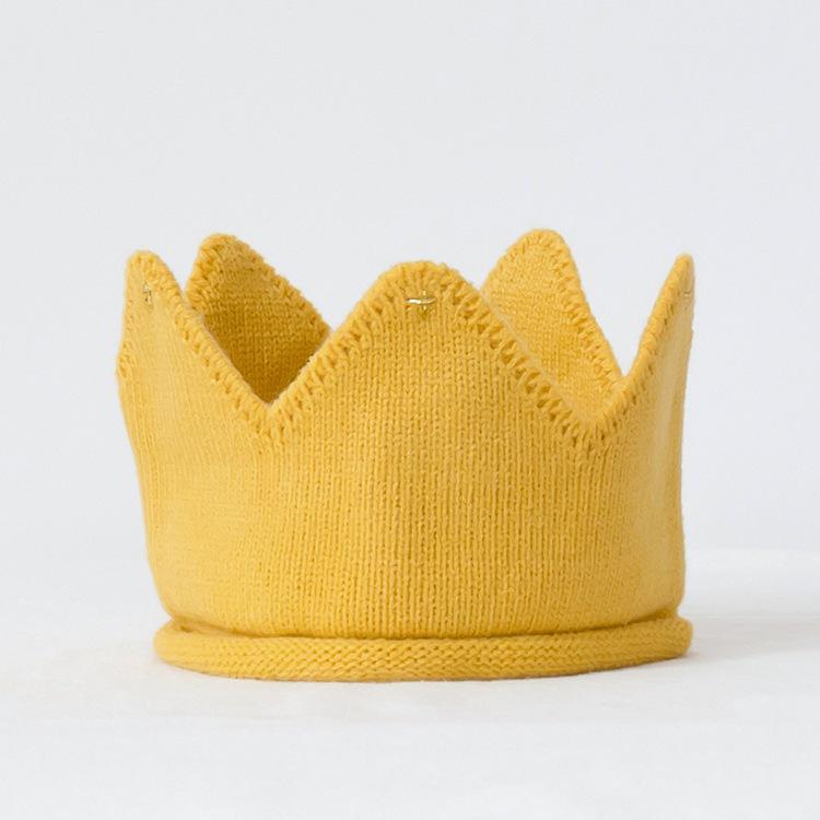 Gestrickter Geburtstagshut mit Krone für Kinder - Einfache, stilvolle Foto-Requisite & Geschenk für den Kindergarten