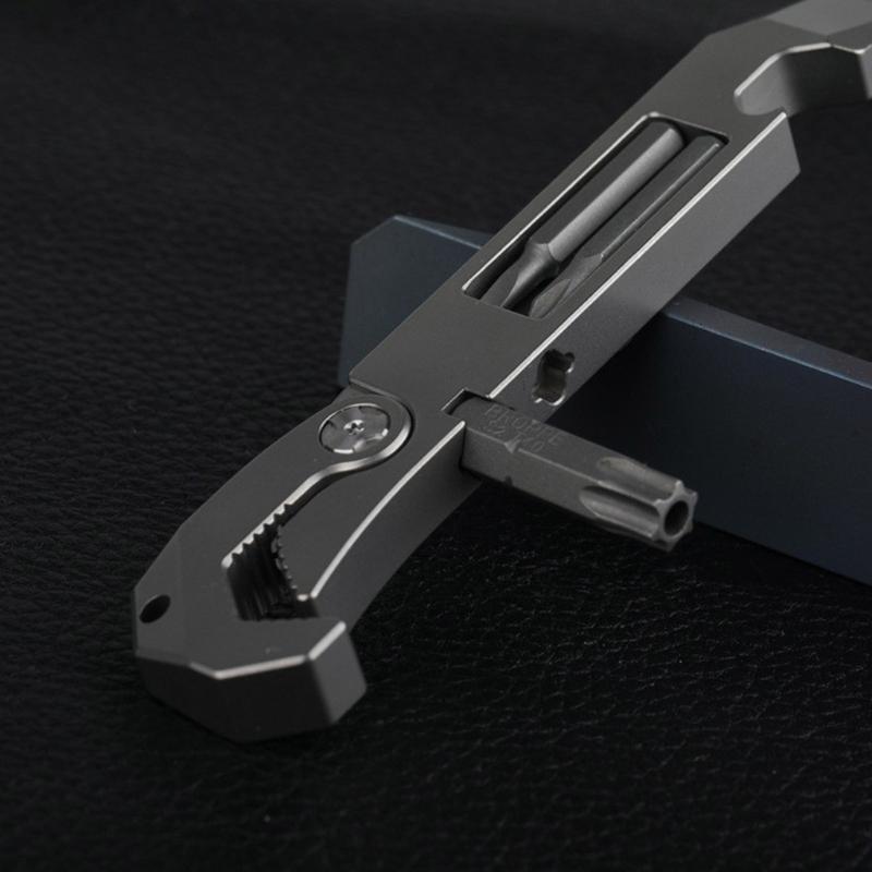 Multifunction Crowbars Screwdriver Bottles Opener for Camping Hiking Repair Titaniums Alloy Pry Bar Multipurpose Wrench