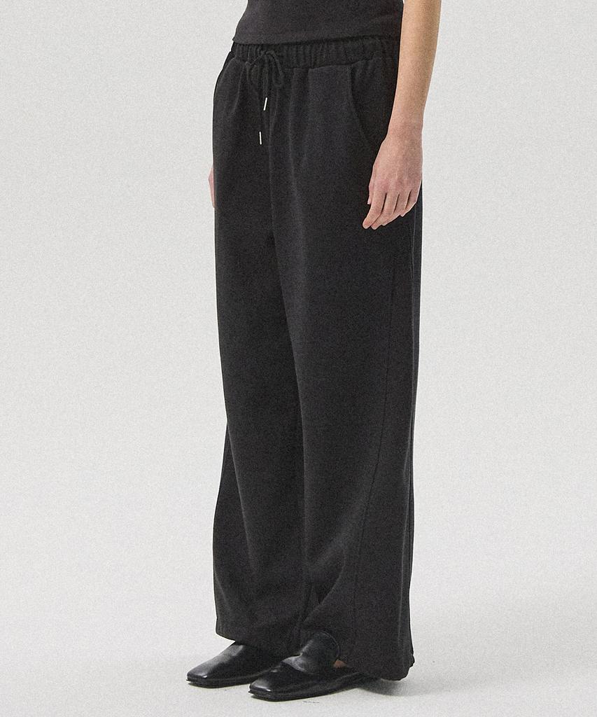 Aheule Aro Oversized Wide Drawstring Sweatpants_Black