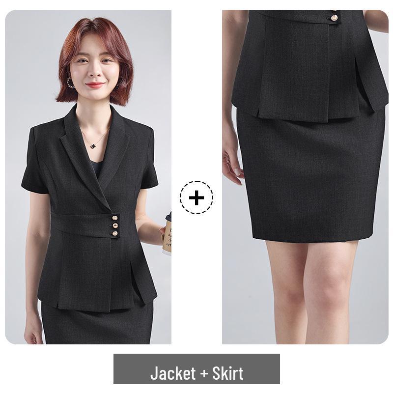 Ensemble jupe et veste à manches courtes gris - Uniforme professionnel pour réception d'hôtel, bureau, bijouterie