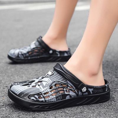 Plus Size 48 49 Męskie antypoślizgowe sandały plażowe Outdoor Home Clogs Buty do wody Oddychające lekkie męskie kapcie z dziurami Hurtownia