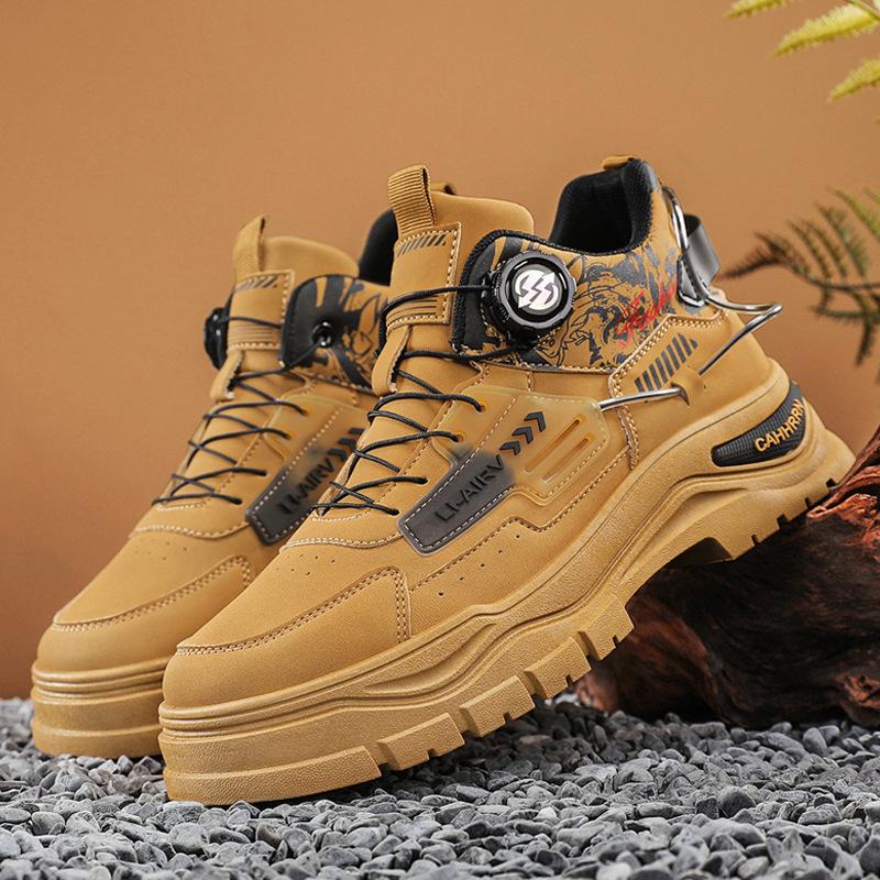 High-top men's shoes new in autumn and winter, men's casual shoes fashionable outdoor Martin boots retro shoes