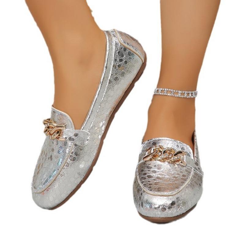 Large Size Doudou Shoes Women's Spring and Autumn New Round Head Metal Buckle Shallow Mouth Comfortable Flat Bottom Women's Casual Shoes