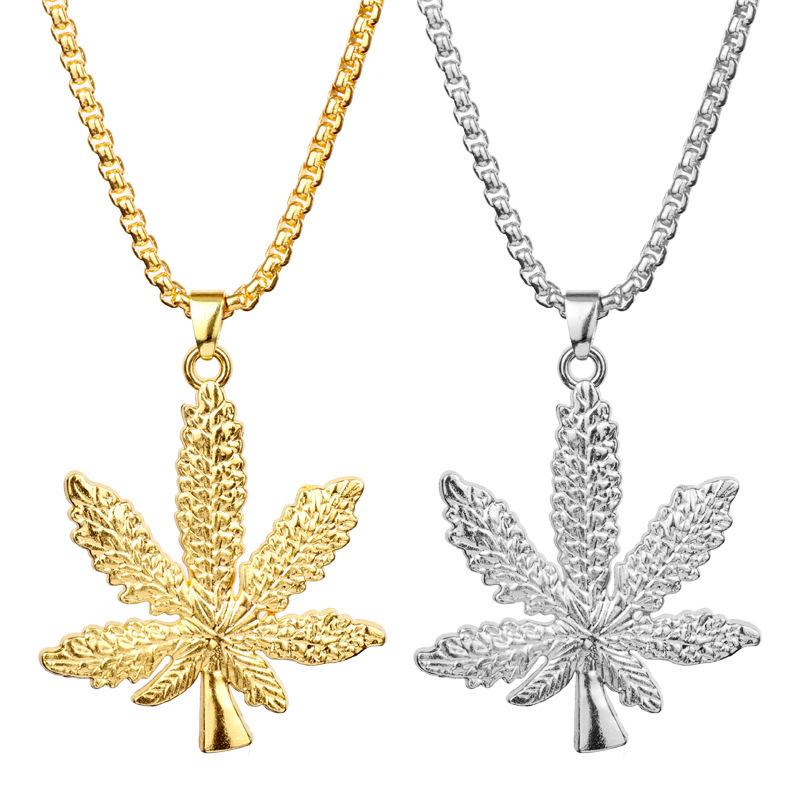 Stylish European And American Hip Hop Necklace With Alloy Maple Leaf Pendant For Men