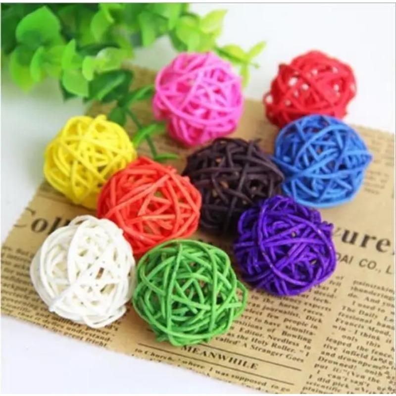 10Pcs Primary Color Sepak Takraw Parrot Chewing Toy Ball Pet Bird Foot/foot Scratching/foot Toy Pet Chewing Toy Rattan Ball