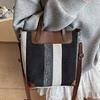 New Korean version retro handbag large simple striped canvas casual fashion large capacity shoulder commuter messenger bag