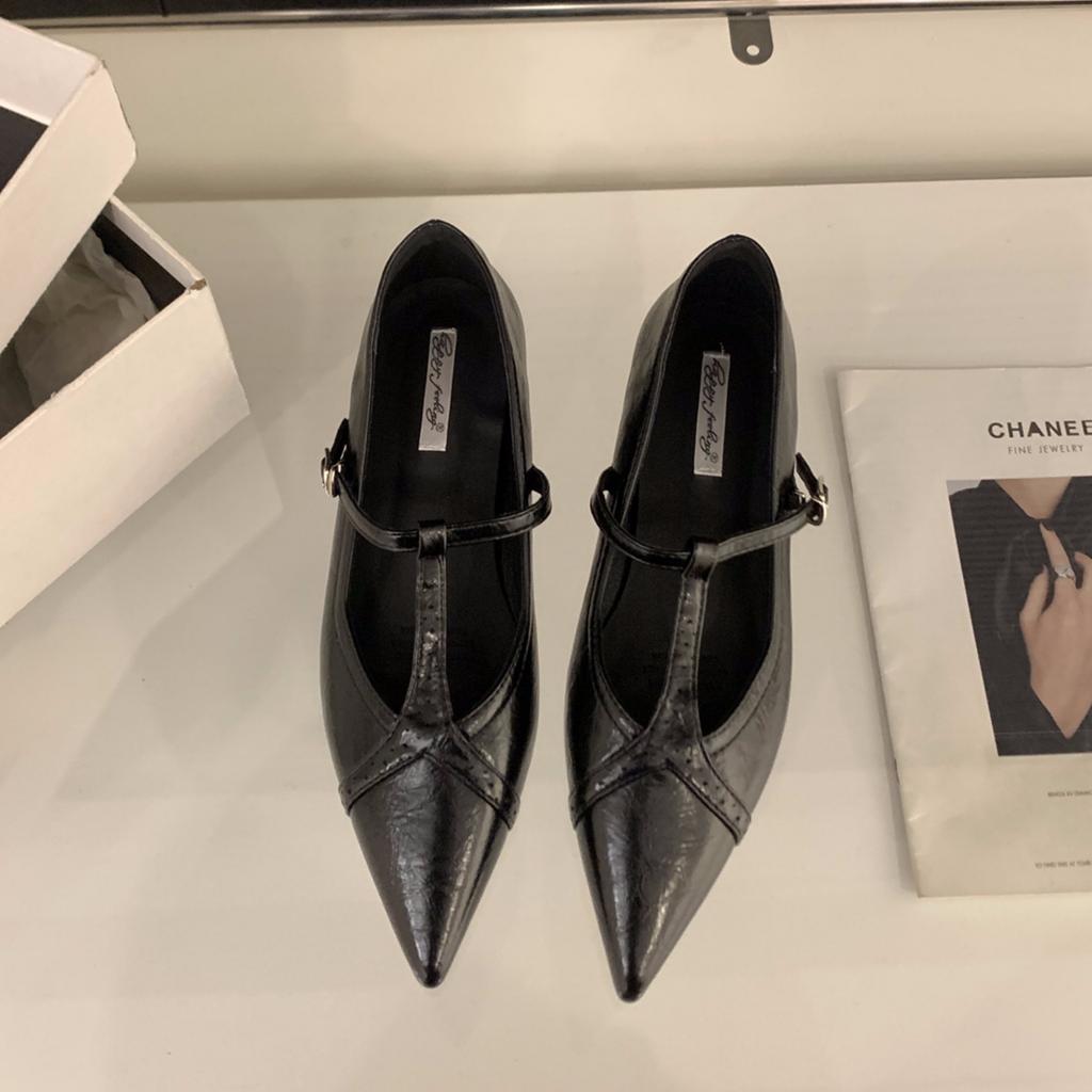 Fashion Bailamos 2025 Spring New Women Flats Brand Design Point Toe Women Ballet Shoes Casual Buckle Strap Female Dress Shoes Low Heels