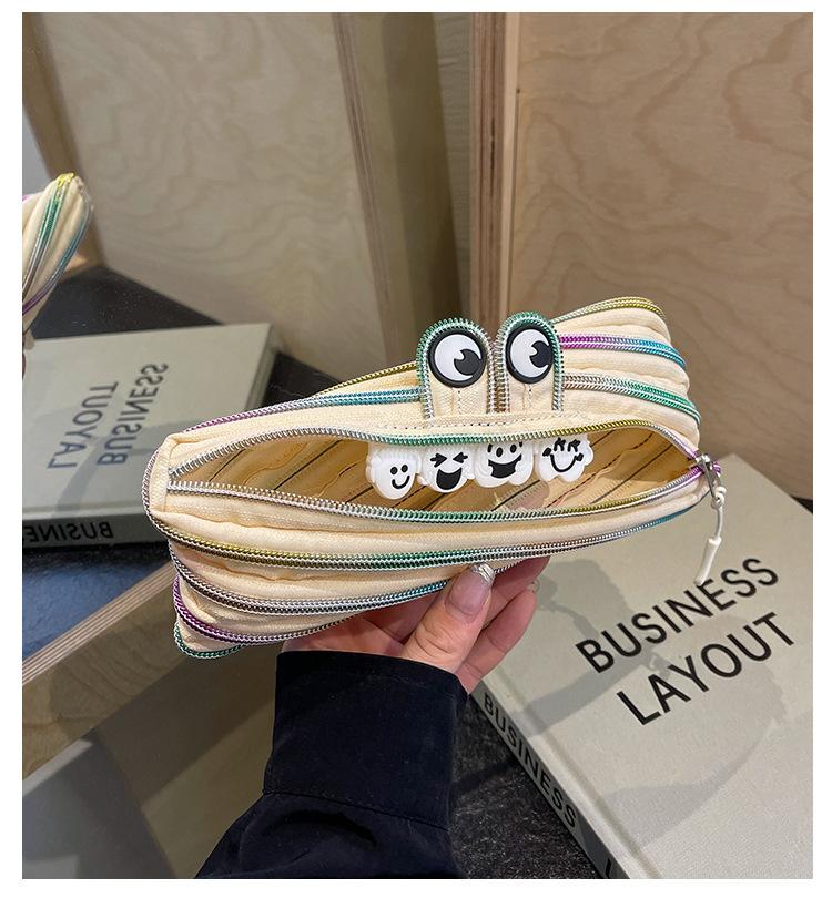 

Little Monster Teeth Pattern Zipper Bag Creative Niche Design Pen Case Coin Purse Cute Ins Style 2025 New Fashion Accessory бежевый