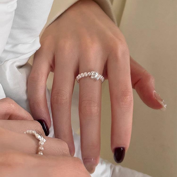 Charming Dog Pearl Elastic Rope Ring: Women's Fashionable, Versatile, and Lovely Design
