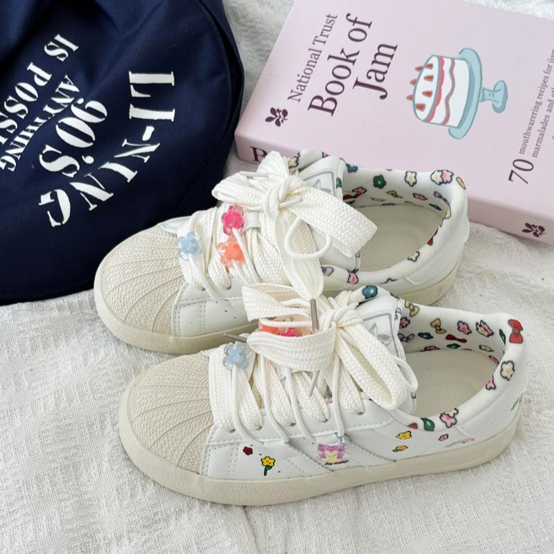 

Нишевые кеды с ракушечным носком женские 2025 новые кремовые студенческие спортивные туфли колледж белые туфли 40