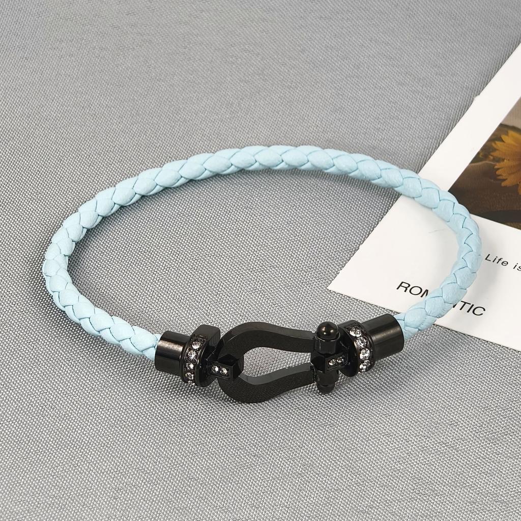 2026 Red Rope U-shaped Fred Micro-inlaid Half-brick Leather Rope Horse Buckle Hoof Non-fading Bracelet