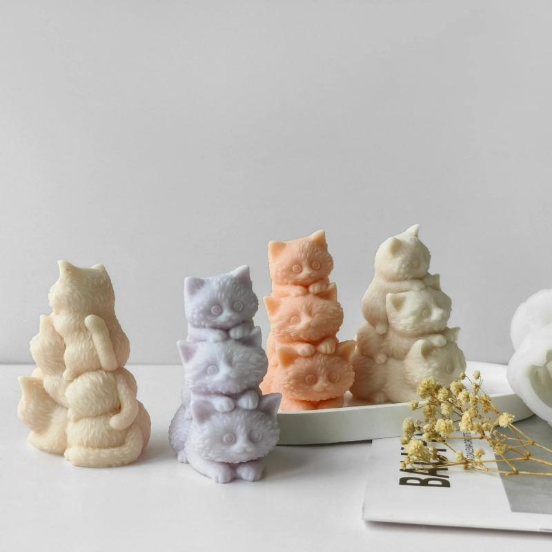 Creative DIY Animal Three Kittens Silicone Mold Stacking Cats Cute Aroma Candle Plaster Ornaments Car Aromatherapy Molds