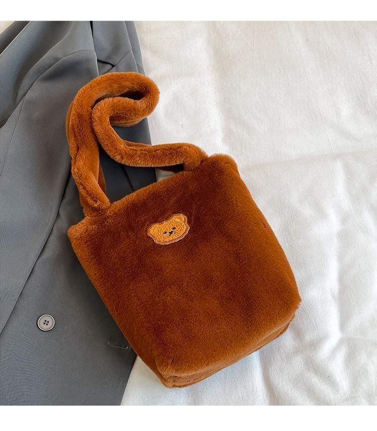Soft Plush Bag Bucket Bag Large Capacity Zipper Shoulder Bag Handbags Women Fashion Shopping Autumn and Winter Little Bear