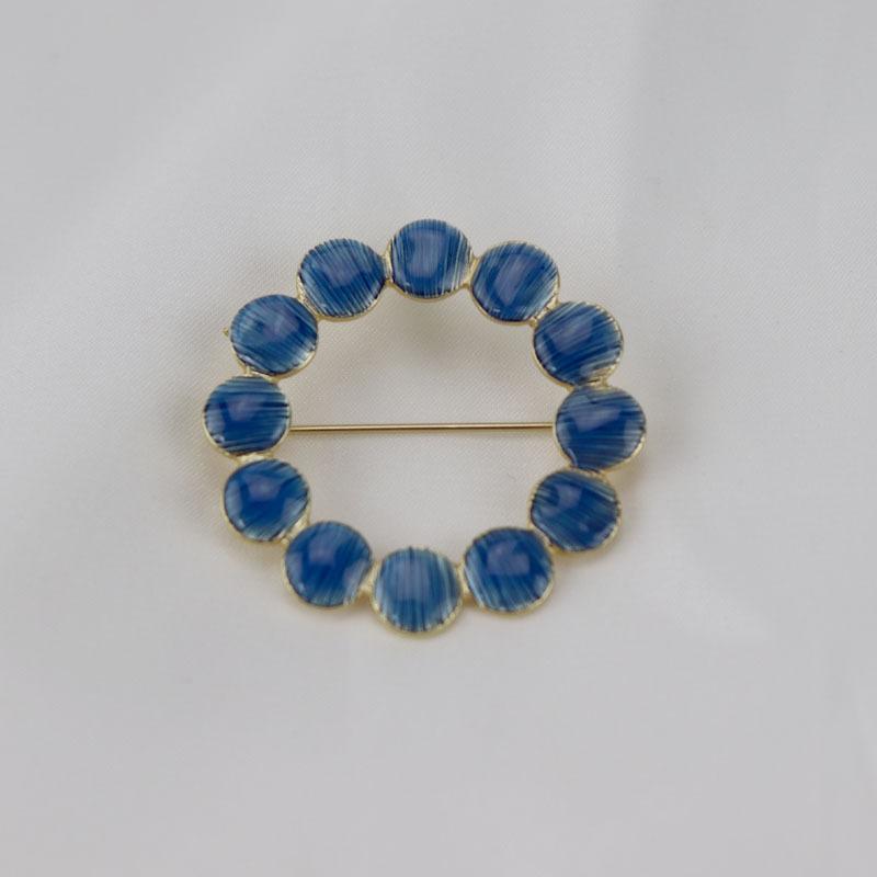 Japanese Designer Drop Glaze Enamel Tambourine Wreath Silk Scarf Buckle Cardigan Buckle Women'S Brooch Corsage Accessories