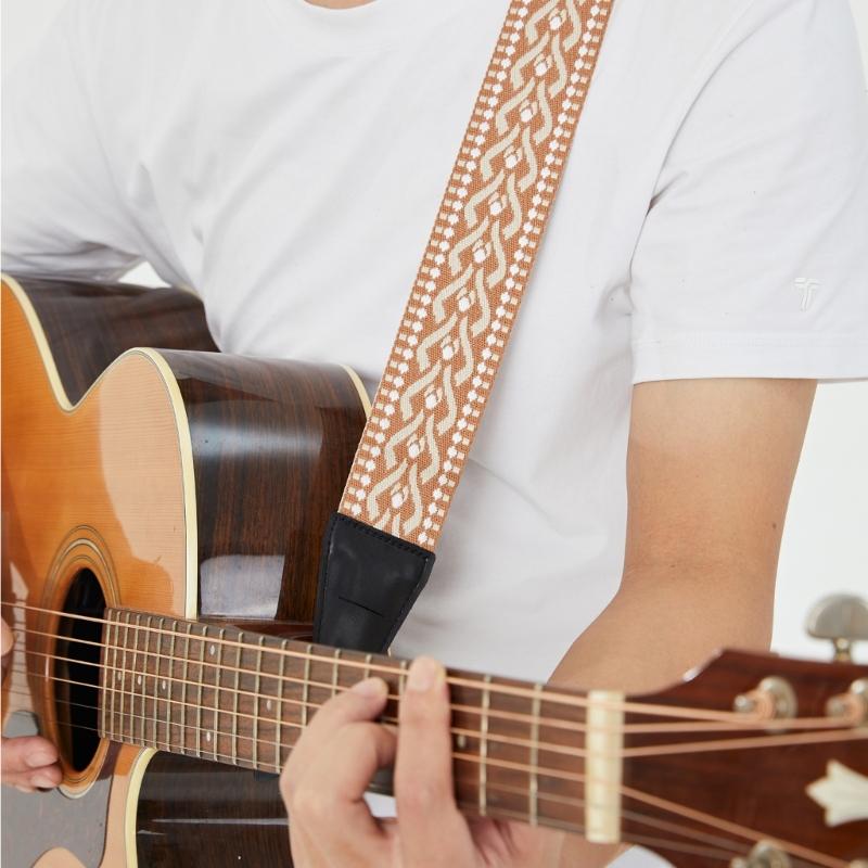 Adjustable Guitar Strap Acoustic Guitar Shoulder Belt Strap with Leather Ends Stringed Instrument Accessories