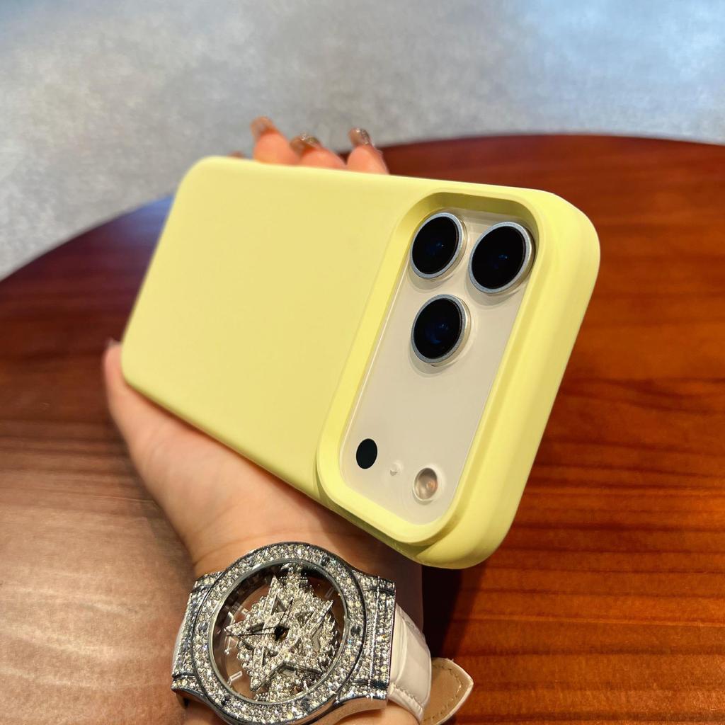 iPhone 17 Pro Max Liquid Silicone Case with Integrated Buttons, Drop-Proof Protection