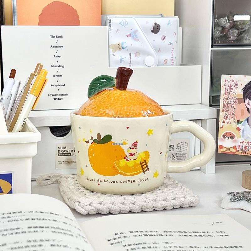 

Birthday gifts for girls, cute orange ceramic mugs with lids, couple water glasses, girlfriends souvenirs, gift boxes. 401-500ml