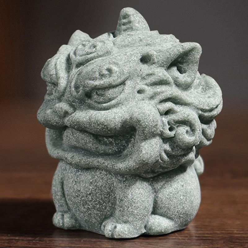 Sand Color Tea Pet Chinese Style Ancient Animal Statue Green Sand Color Mini Tea Pet Figurine Handcrafted Table Centerpiece Tea