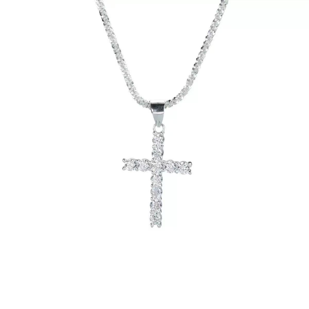 Cross necklace women s French light luxury niche design sense collarbone chain fashion temperament exquisite jewelry wholesale