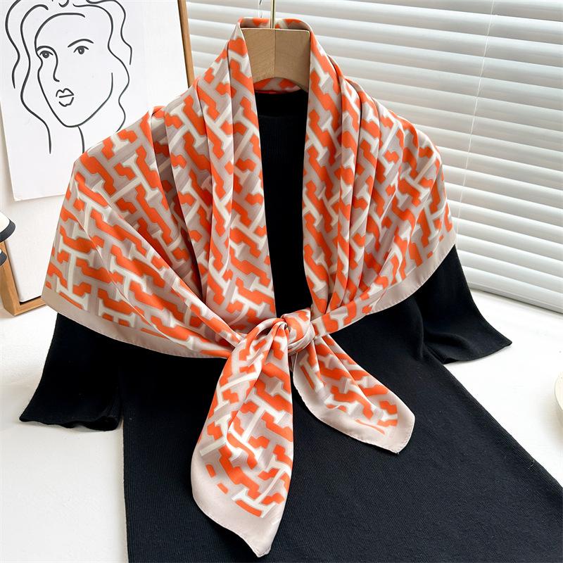 Ginkgo biloba silk scarf flower gradual change color matching scarf women's new square scarf 91cm twill silk jacquard shawl