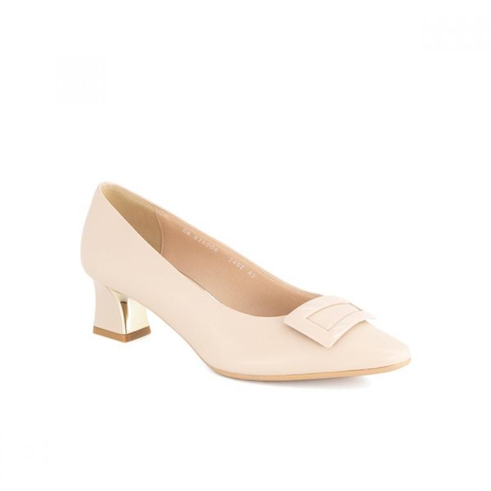 

BeCCaCCino Women S ShoeS C 1326 220