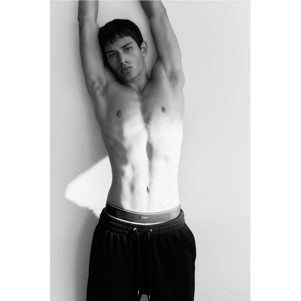 H M Xtra Life 3 Piece Rose Set wHite Gray Black