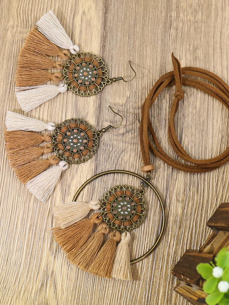 Bohemian retro ethnic style warm color scheme paired with pendants, tassels, earrings, necklace set for women