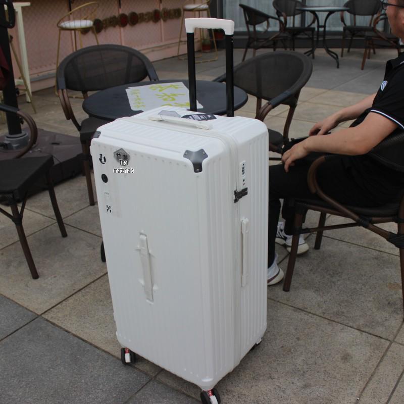 Extra Large Capacity Five-Wheel Antibacterial Suitcase with Brake Wheel and Password Lock