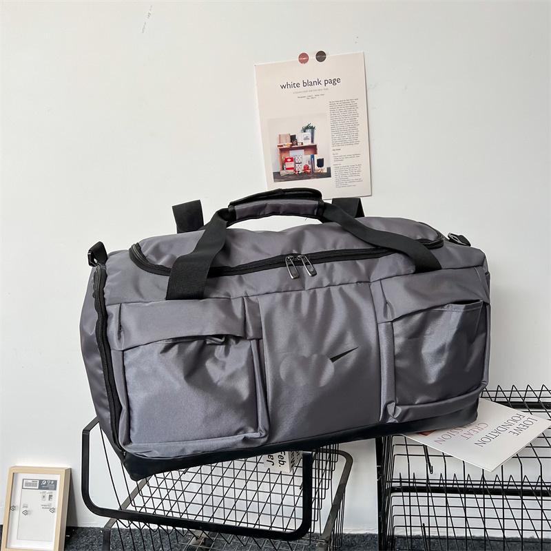 Trendy Large-Capacity Sports Duffel Bag for Fitness or Business Trips