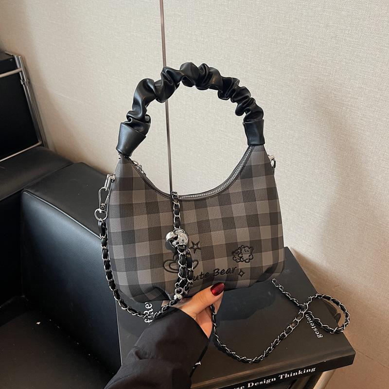 Karierte tragbare kleine Tasche Damen neue trendige Mode plissierte Wolkentasche Sommer Damen Ketten-Umhängetasche