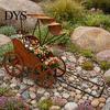 Weatherproof Garden Decor Rustic Rickshaw Ornament, Decorative Metal Yard Sculpture, Fun Decorations Retro Outdoor Decoration for Lawn Patio Backyard